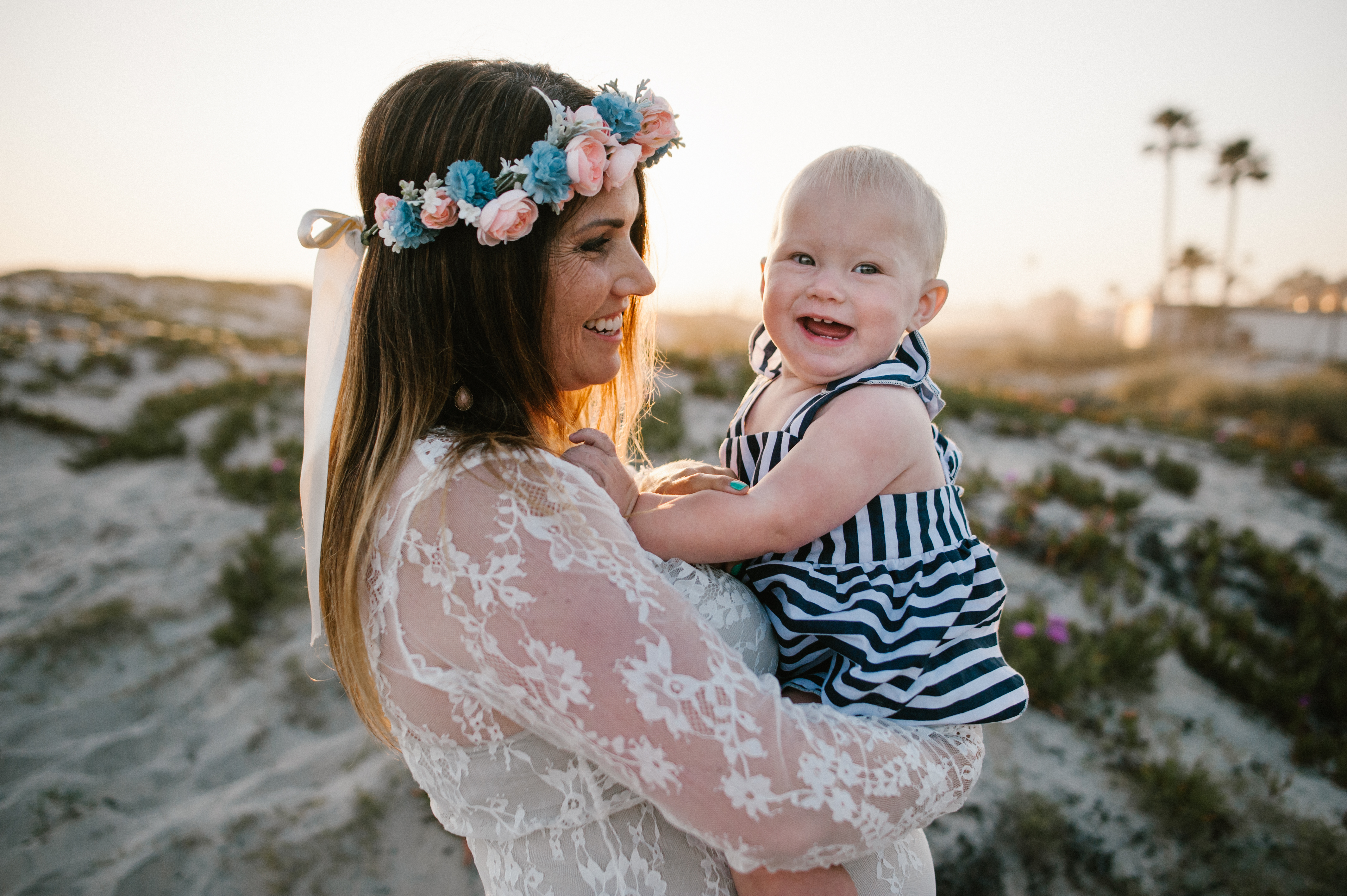Mother and babyfamily session at Coronado Beach by Kylie Rae Photography